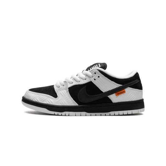 Nike Dunk Low x Tightbooth